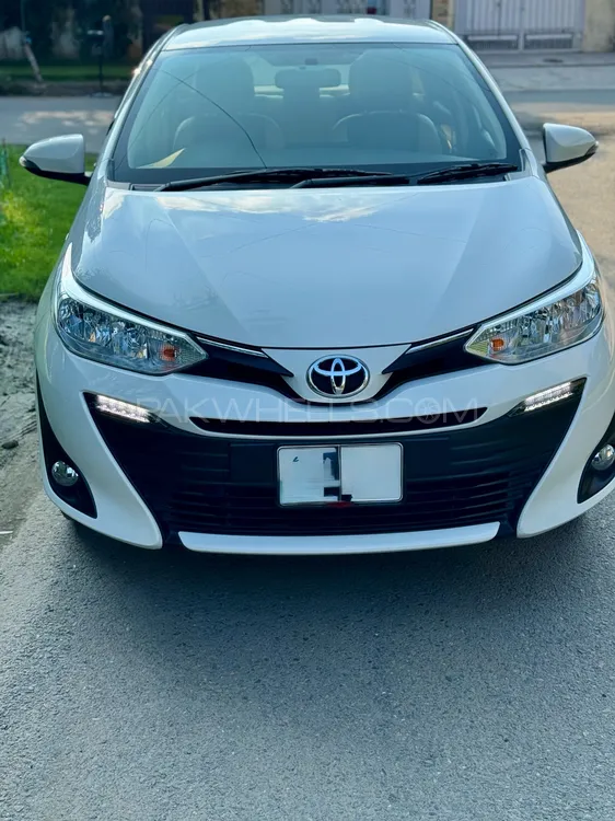 Toyota Yaris Sedan 2022 for Sale in Lahore Image-1
