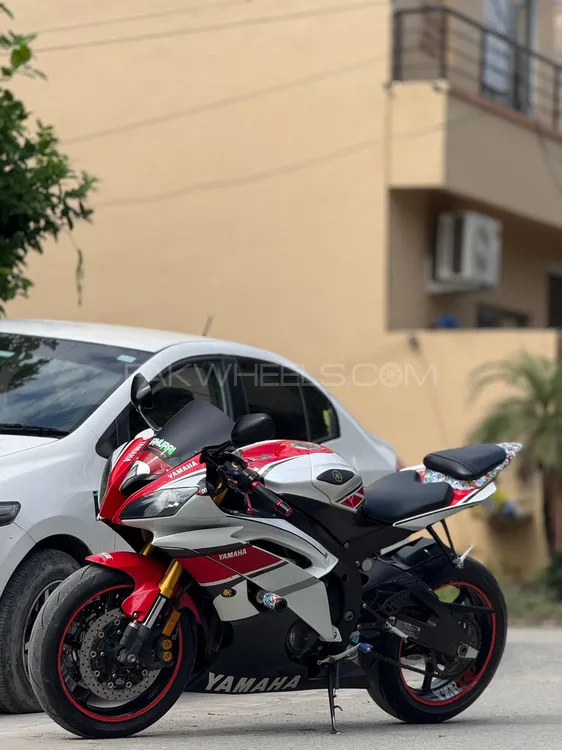 Yamaha YZF-R6 2012 for Sale Image-1