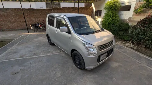 Suzuki Wagon R 2013