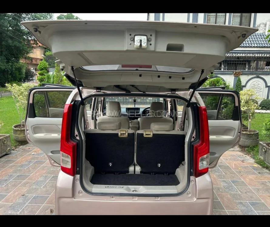 Daihatsu Move 2015 for Sale in Gujranwala Image-1