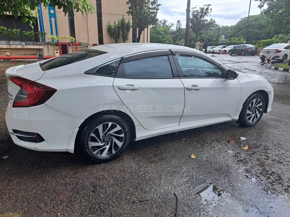 Honda Civic 2016 for Sale in Islamabad Image-1