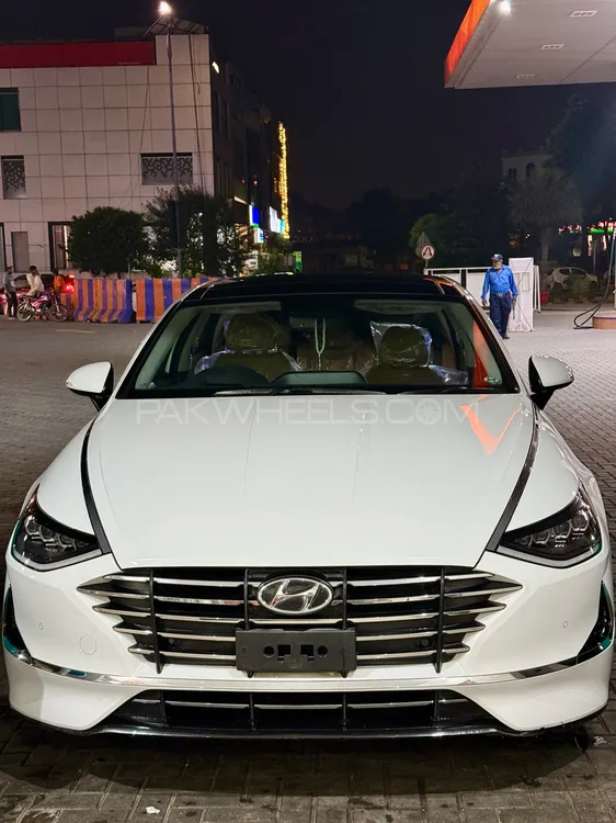 Hyundai Sonata 2022 for Sale in Lahore Image-1