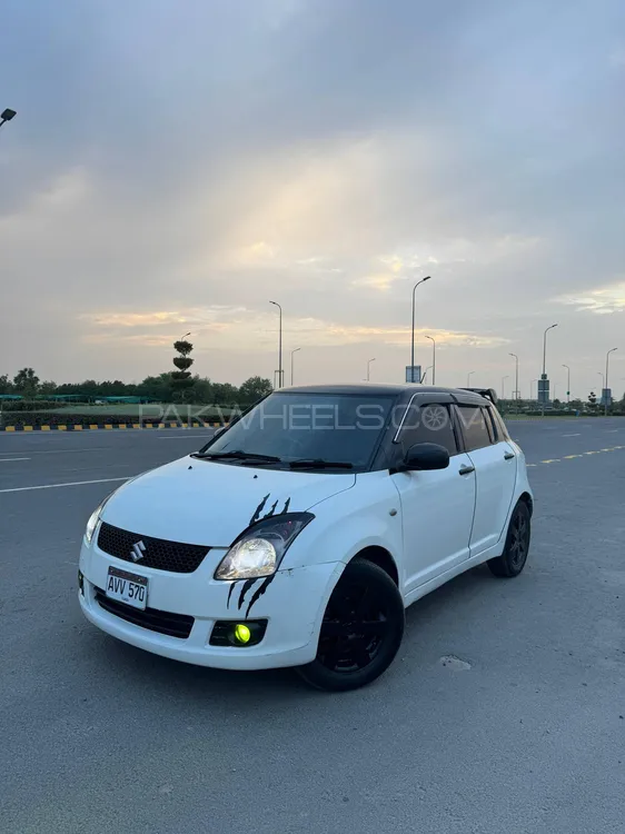 Suzuki Swift 2011 for Sale in Multan Image-1