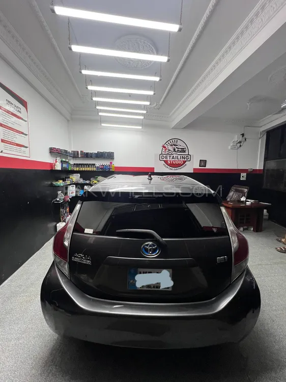 Toyota Aqua 2016 for Sale in Haripur Image-1