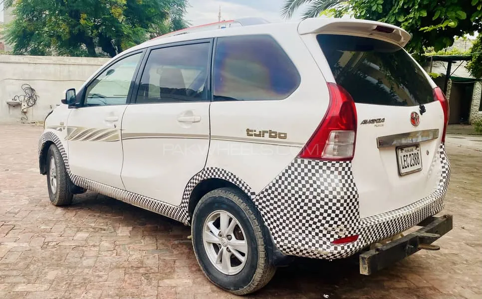 Toyota Avanza 2013 for Sale in Lahore Image-1