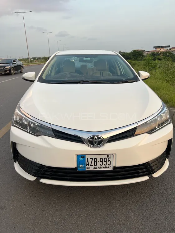 Toyota Corolla 2020 for Sale in Islamabad Image-1
