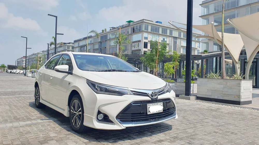 Toyota Corolla 2022 for Sale in Lahore Image-1