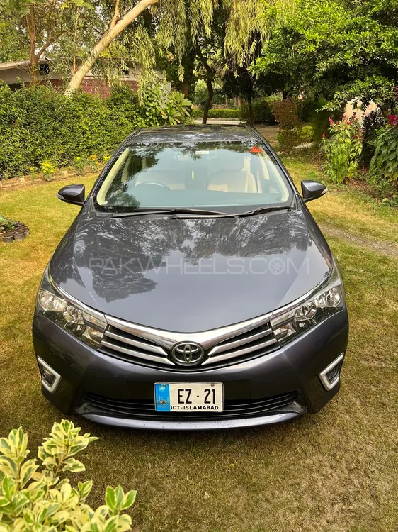 Toyota Corolla 2015 for Sale in Islamabad Image-1