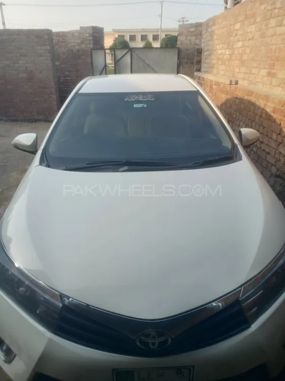 Toyota Corolla 2015 for Sale in Narowal Image-1