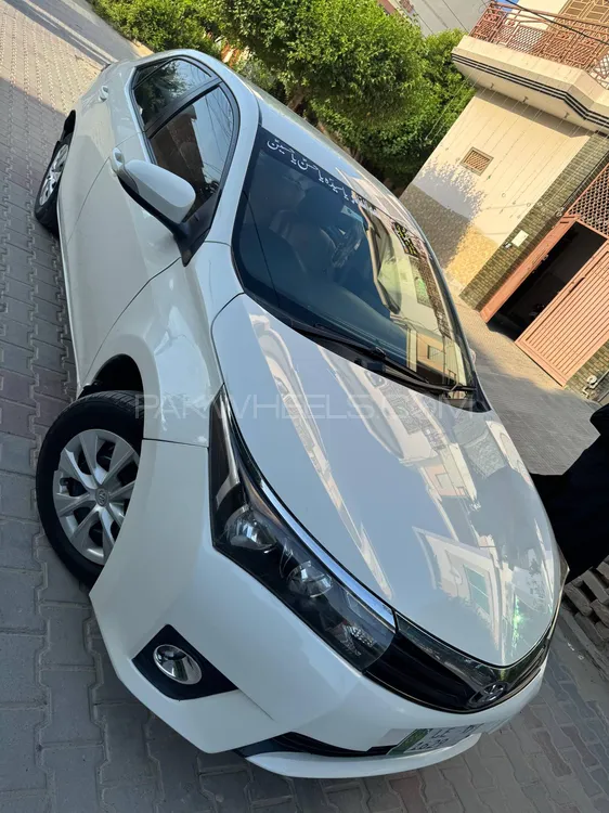 Toyota Corolla 2017 for Sale in Arifwala Image-1