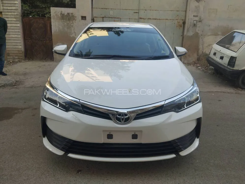 Toyota Corolla 2020 for Sale in Karachi Image-1