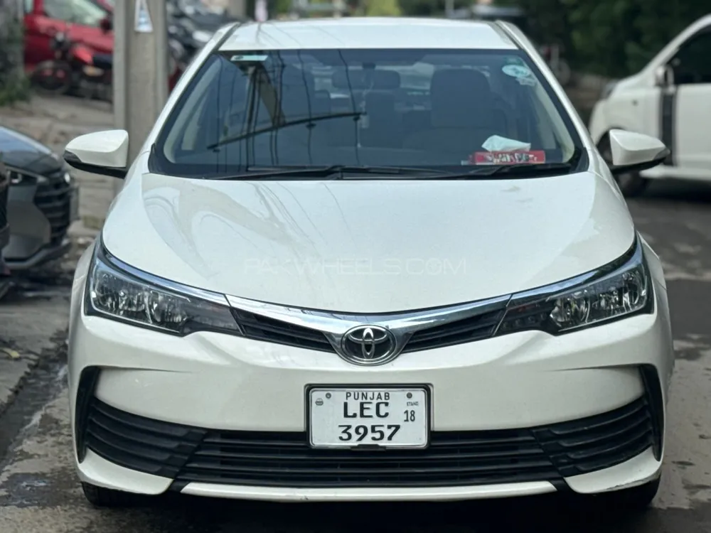 Toyota Corolla 2018 for Sale in Lahore Image-1