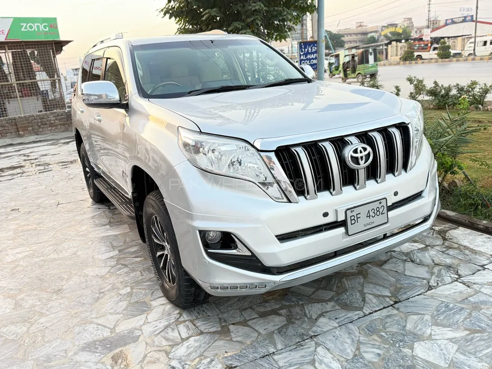 Toyota Prado 2014 for Sale in Peshawar Image-1