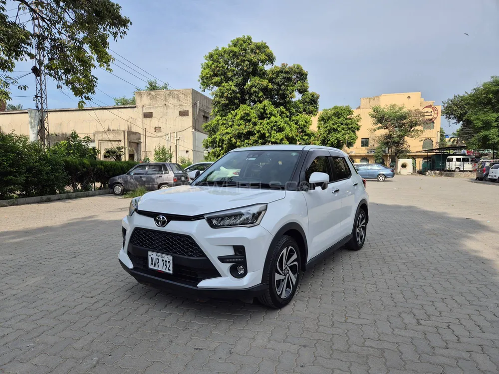 Toyota Raize 2020 for Sale in Lahore Image-1