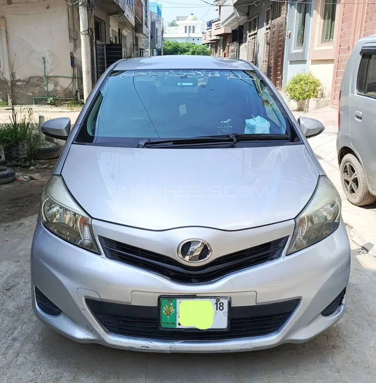 Toyota Vitz 2018 for Sale in Lahore Image-1