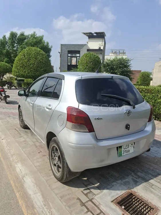 Toyota Vitz 2009 for Sale in Faisalabad Image-1