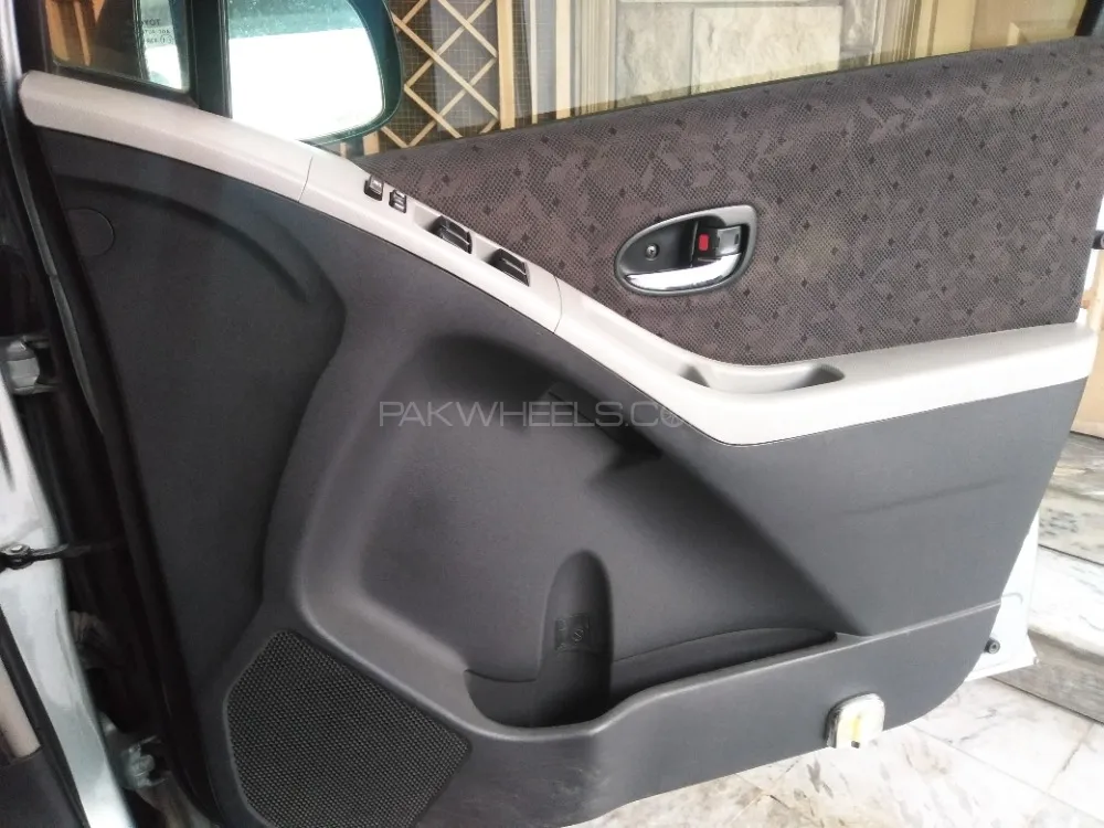 Toyota Vitz 2008 for Sale in Islamabad Image-1