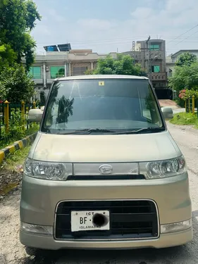 Daihatsu Tanto Custom X 2007