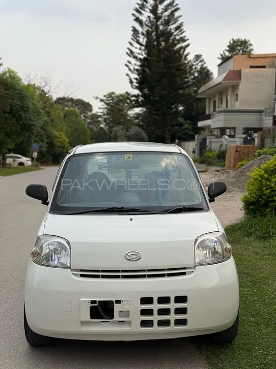 Daihatsu Esse 2010 for Sale in Islamabad Image-1