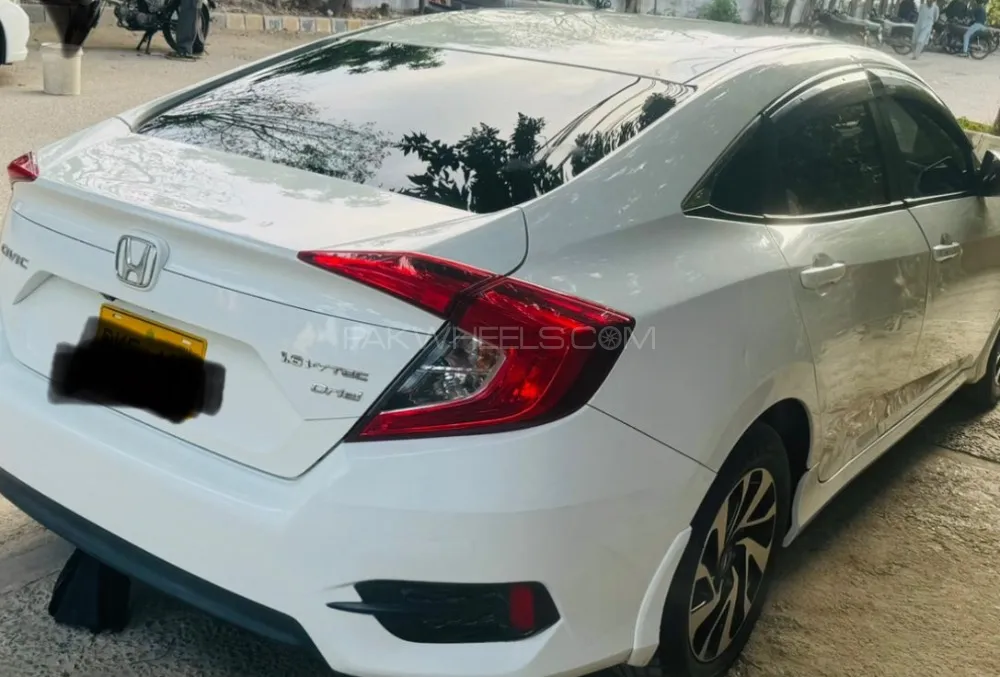 Honda Civic 2017 for Sale in Karachi Image-1