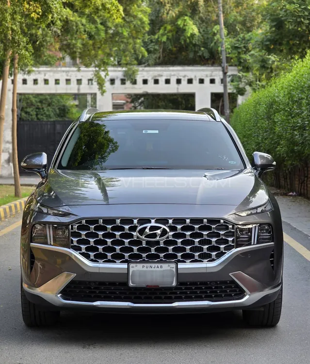 Hyundai Santa Fe 2025 for Sale in Lahore Image-1