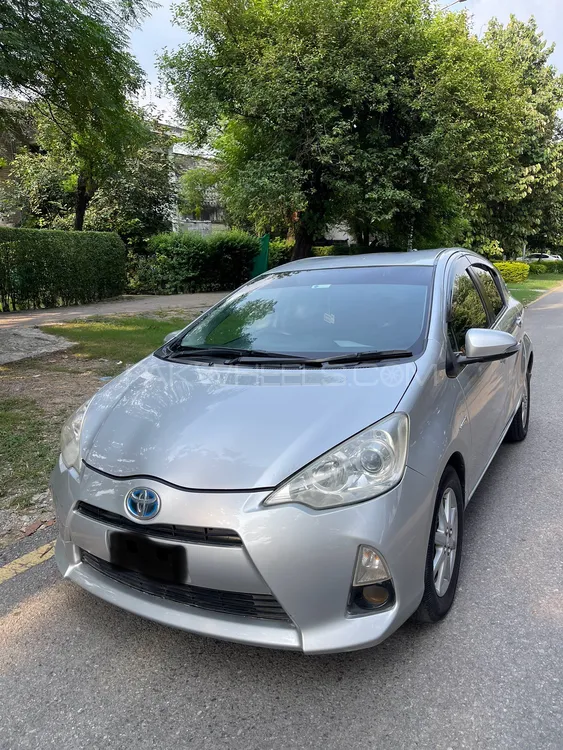Toyota Aqua 2013 for Sale in Islamabad Image-1