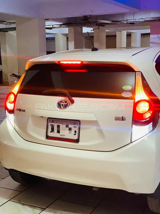 Toyota Aqua 2013 for Sale in Karachi Image-1