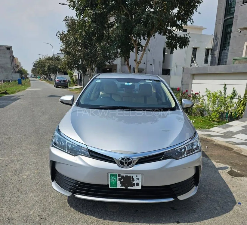 Toyota Corolla 2019 for Sale in Lahore Image-1
