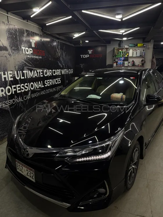 Toyota Corolla 2021 for Sale in Karachi Image-1