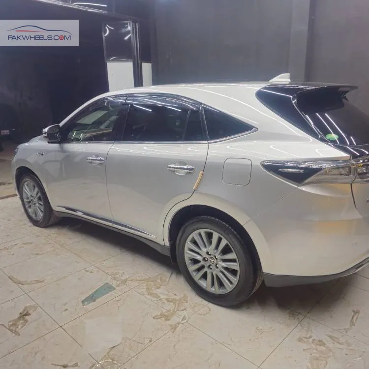 Toyota Harrier 2014 for Sale in Lahore Toyota Harrier 2014 for Sale in Lahore Image-7