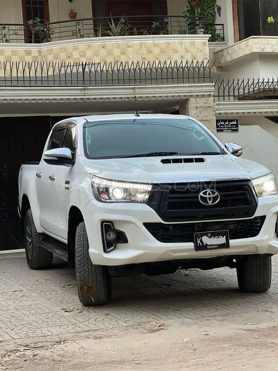 Toyota Hilux 2017 for Sale in Karachi Image-1