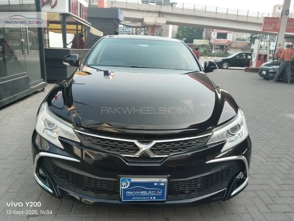 Toyota Mark X 2010 for Sale in Lahore Image-1