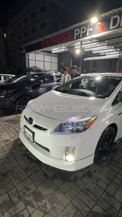 Toyota Prius 2010 for Sale in Sialkot Image-1