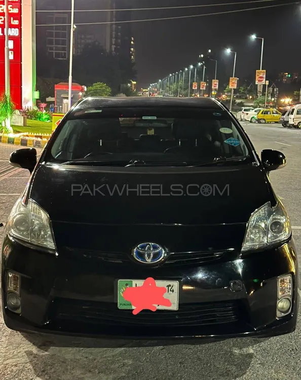 Toyota Prius 2010 for Sale in Islamabad Image-1