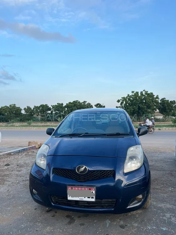 Toyota Vitz 2007 for Sale in Karachi Image-1