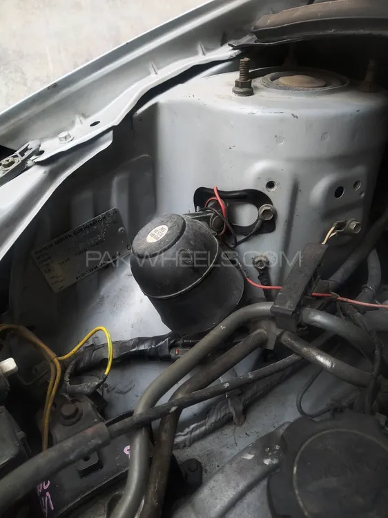 Toyota Vitz 2000 for Sale in Peshawar Image-1
