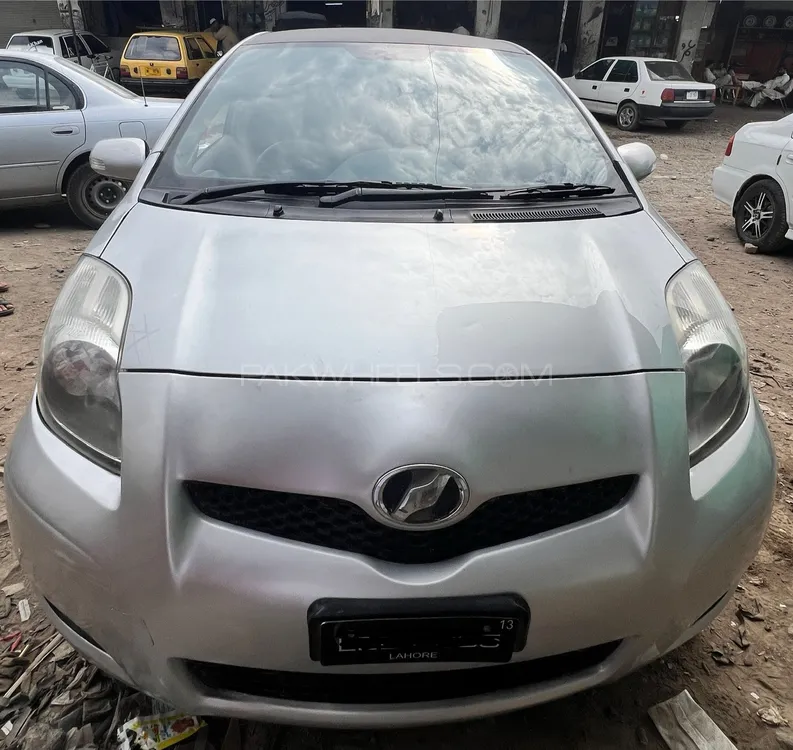 Toyota Vitz 2007 for Sale in Peshawar Image-1