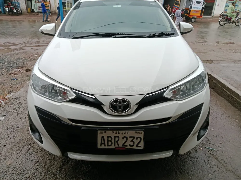 Toyota Yaris Sedan 2020 for Sale in Lahore Image-1