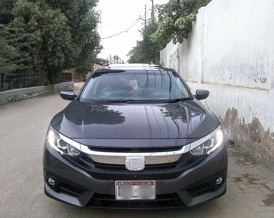 Honda Civic 2017 for Sale in Karachi Image-1