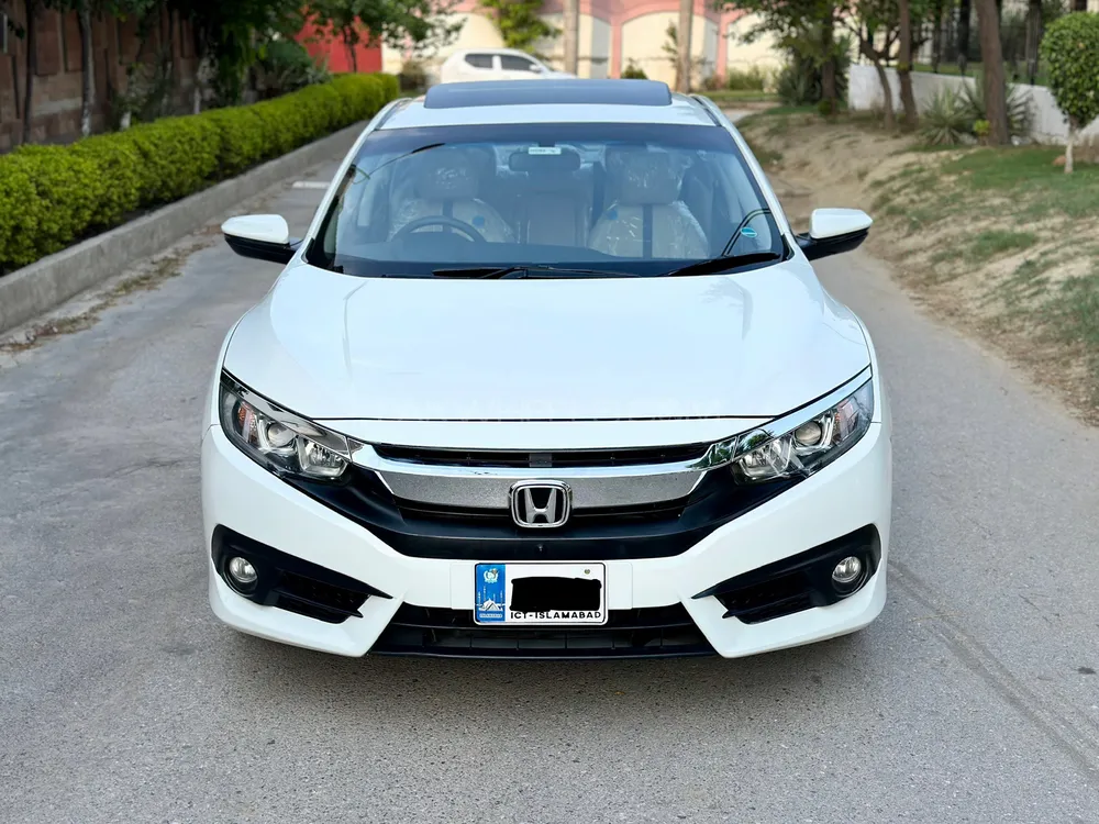 Honda Civic 2018 for Sale in Peshawar Image-1