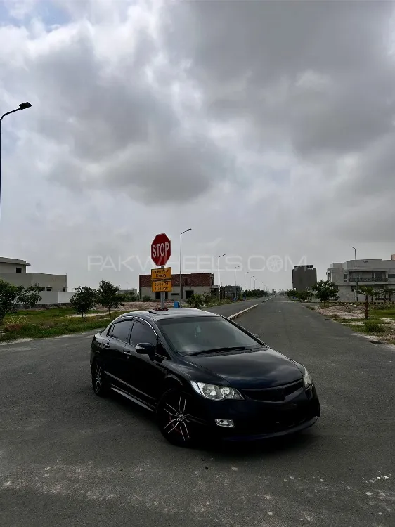 Honda Civic 2011 for Sale in Multan Image-1