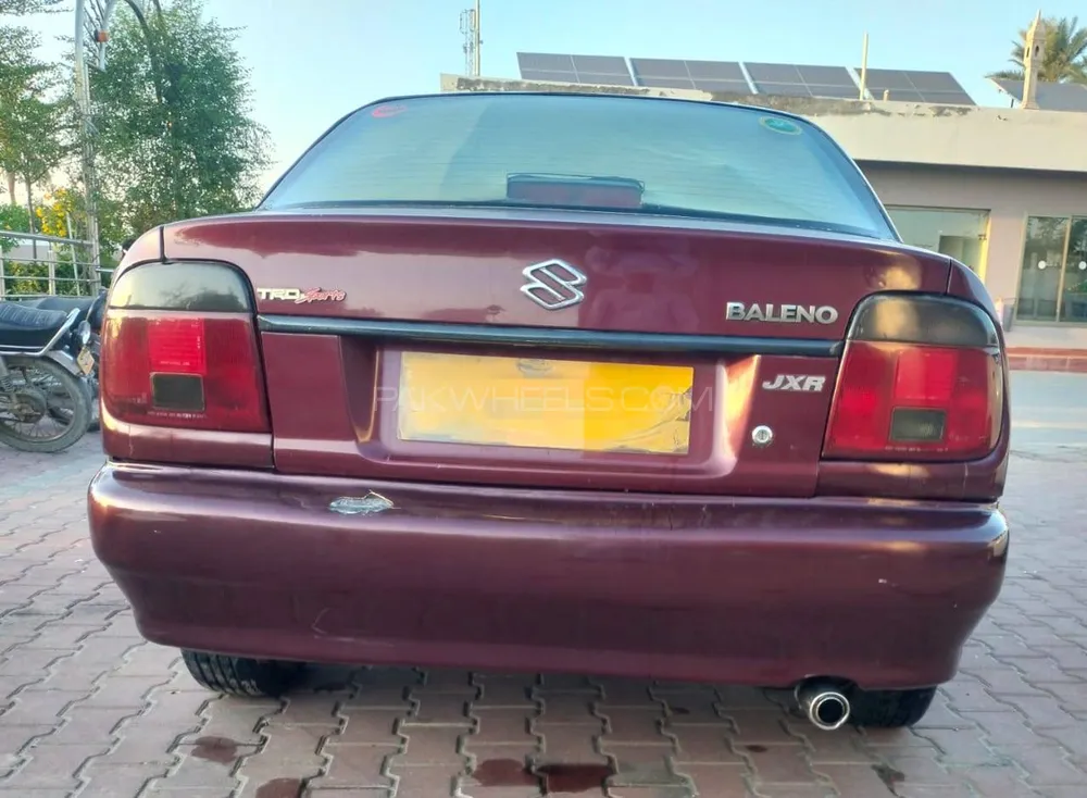 Suzuki Baleno 2004 for Sale in Muzaffar Gargh Image-1
