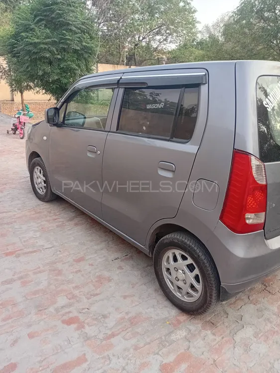 Suzuki Wagon R 2018 for Sale in Faisalabad Image-1