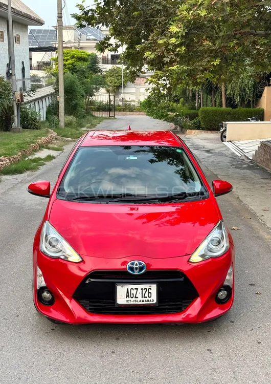 Toyota Aqua 2015 for Sale in Peshawar Image-1