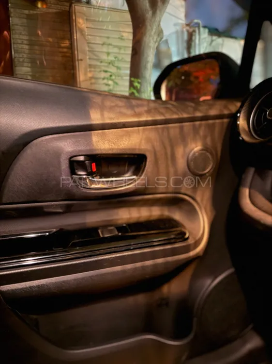 Toyota Aqua 2020 for Sale in Karachi Toyota Aqua 2020 for Sale in Karachi Image-9