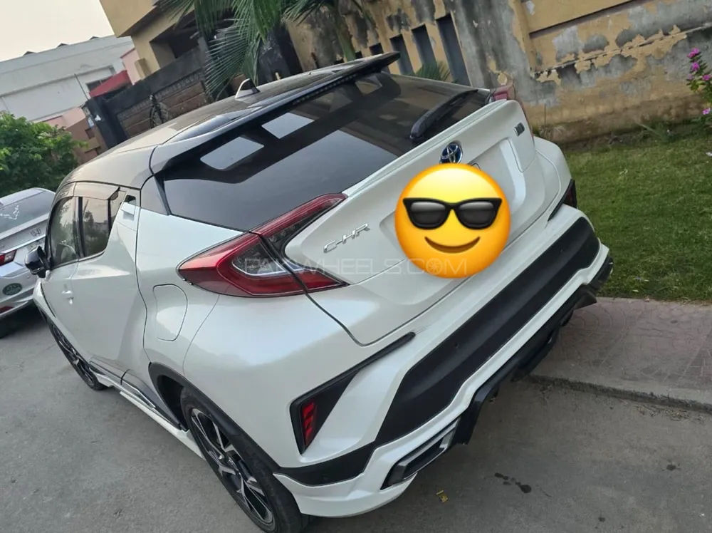 Toyota C-HR 2018 for Sale in Gujranwala Image-1
