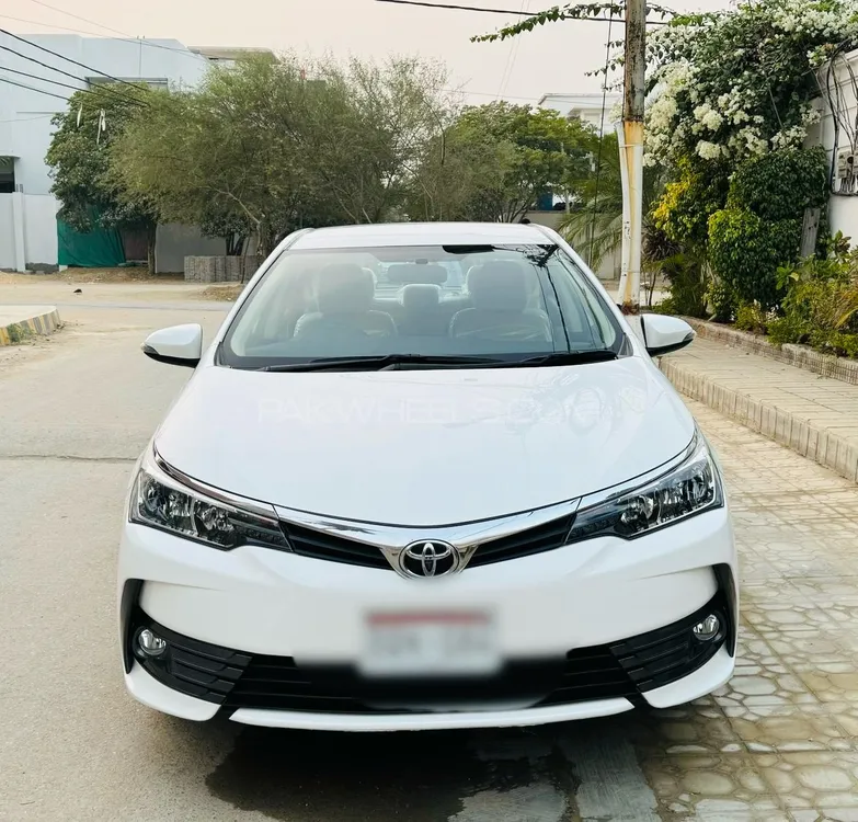 Toyota Corolla 2018 for Sale in Karachi Image-1