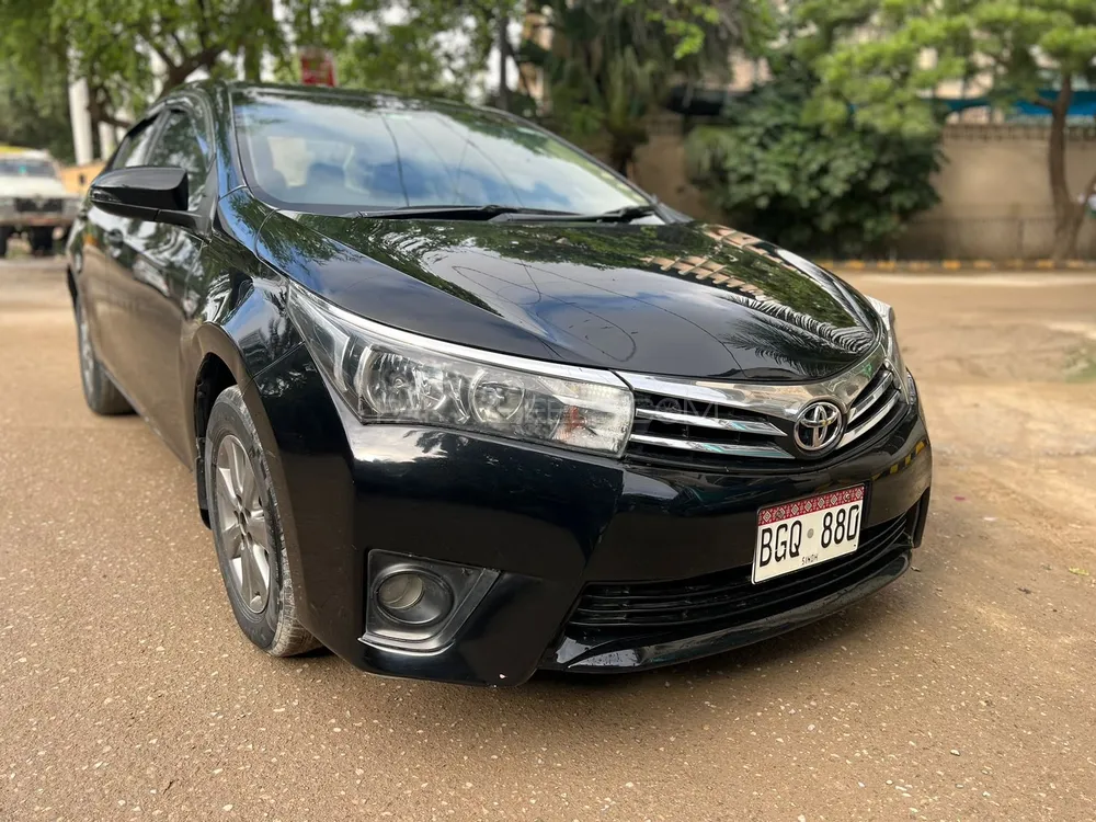 Toyota Corolla 2016 for Sale in Karachi Image-1