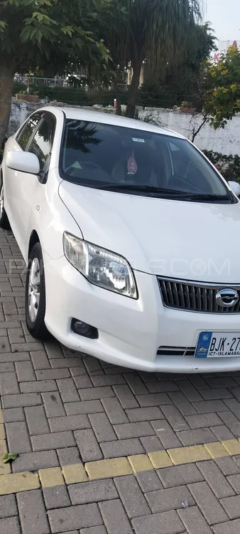 Toyota Corolla Axio 2006 for Sale in Islamabad Image-1