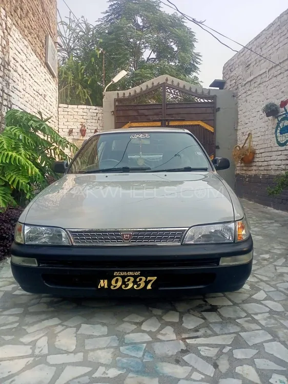 Toyota Corolla 1998 for Sale in Peshawar Image-1